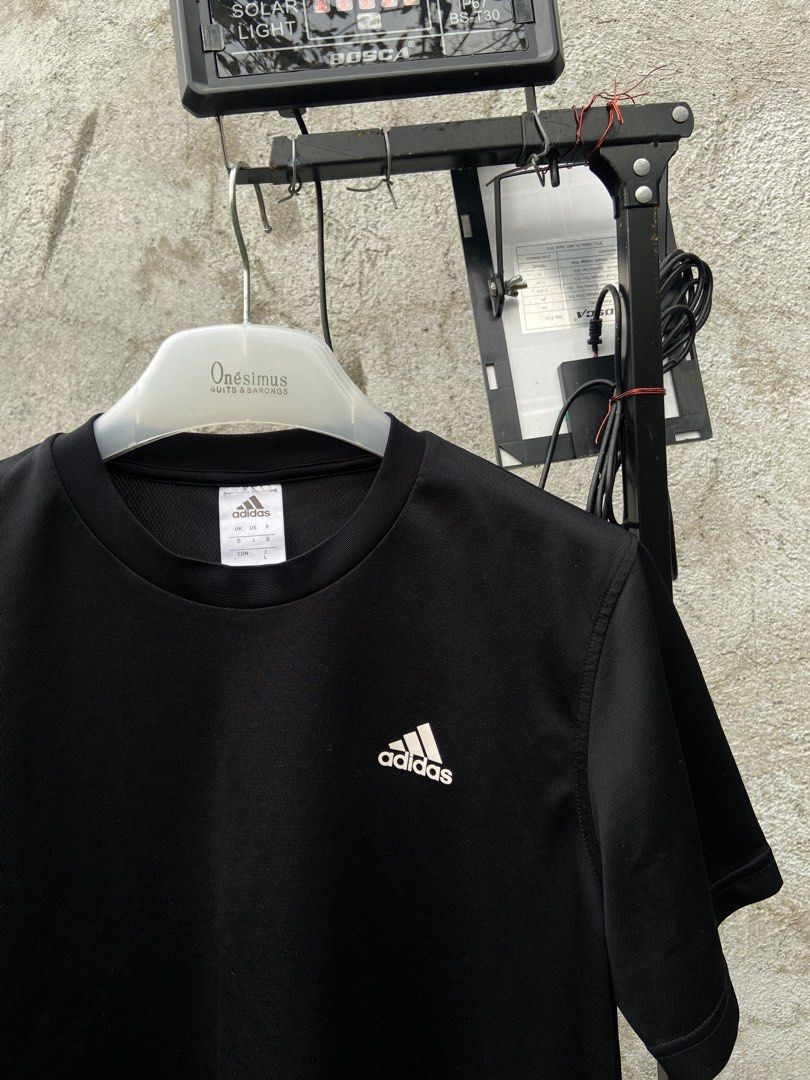 Adidas Shirt (Category: Tshirts & Polo Shirts ) located in Quezon City. Submitted by streetplugph (Listing ID 1211780667, Image 2). Description: Dryfit Fit M-L.