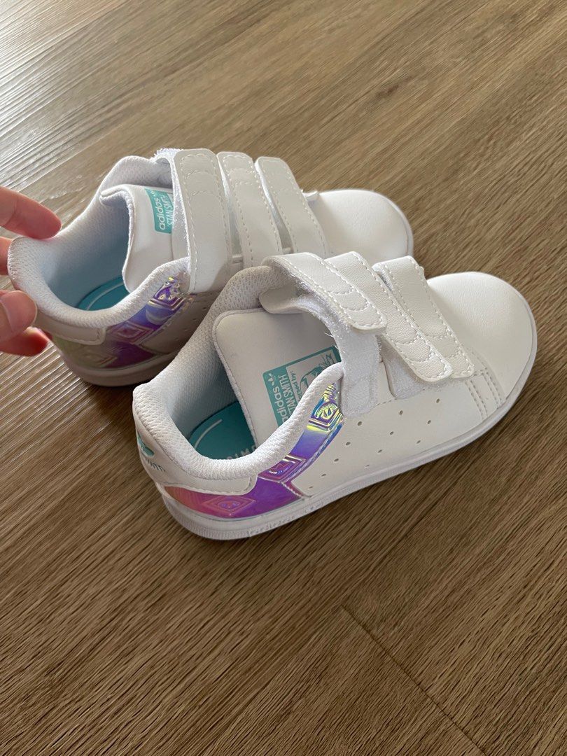 Stan smith hotsell kids purple