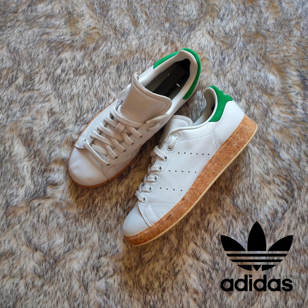 Stan smith store shoes leather