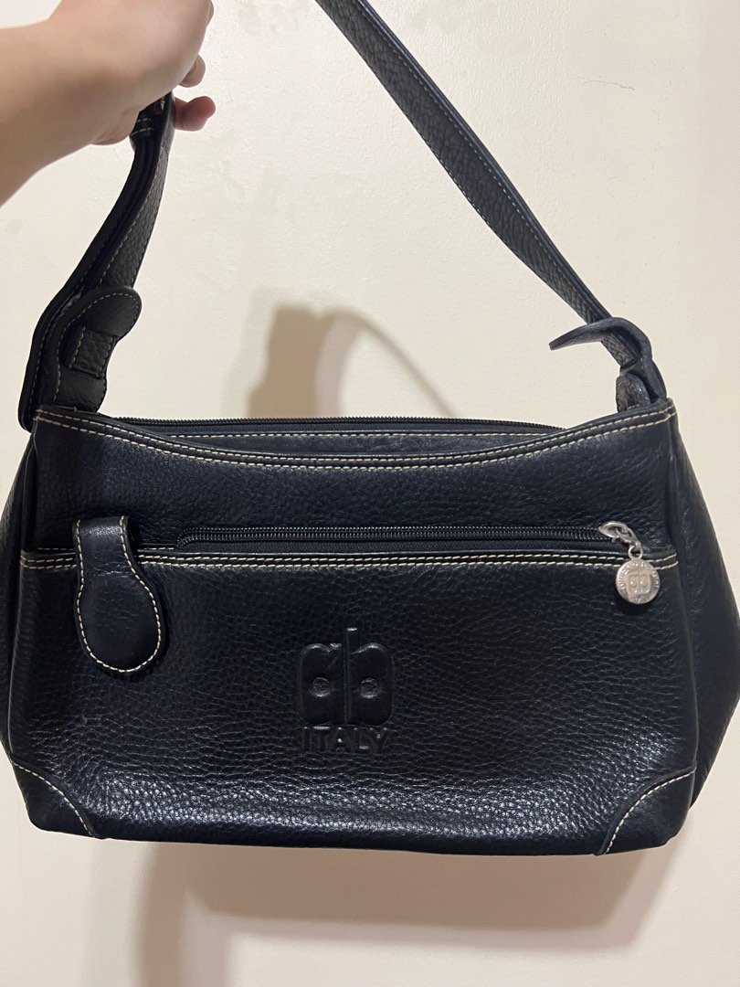 Arnaldo Bassini Italy Shoulder bag kili bag Women s Fashion Bags Wallets Shoulder Bags on Carousell