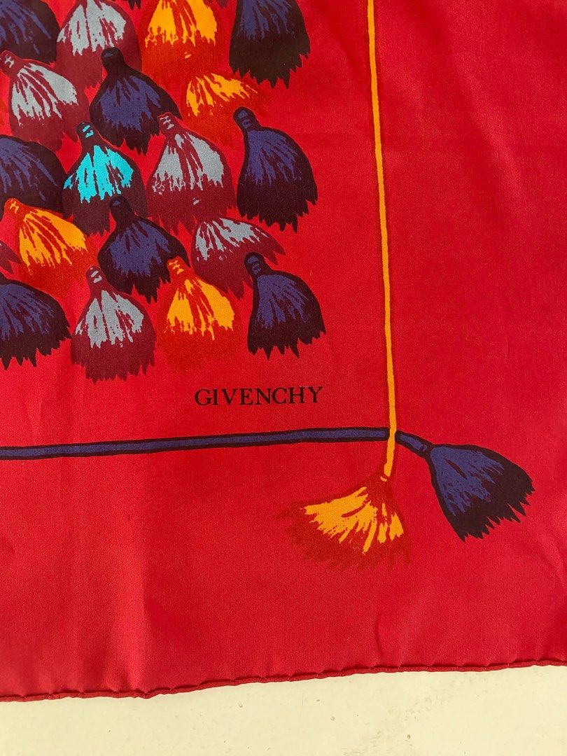 Givenchy discount silk scarf