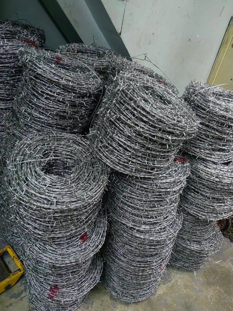 Barb Wire (160meters/30Kg), Commercial & Industrial, Industrial ...