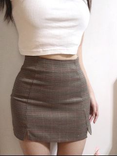 brandy melville brown checkered skirt