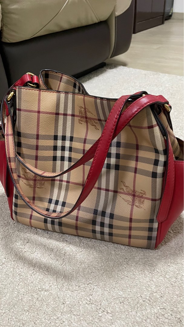 Burberry haymarket tote bag, Women's Fashion, Bags & Wallets, Shoulder Bags  on Carousell