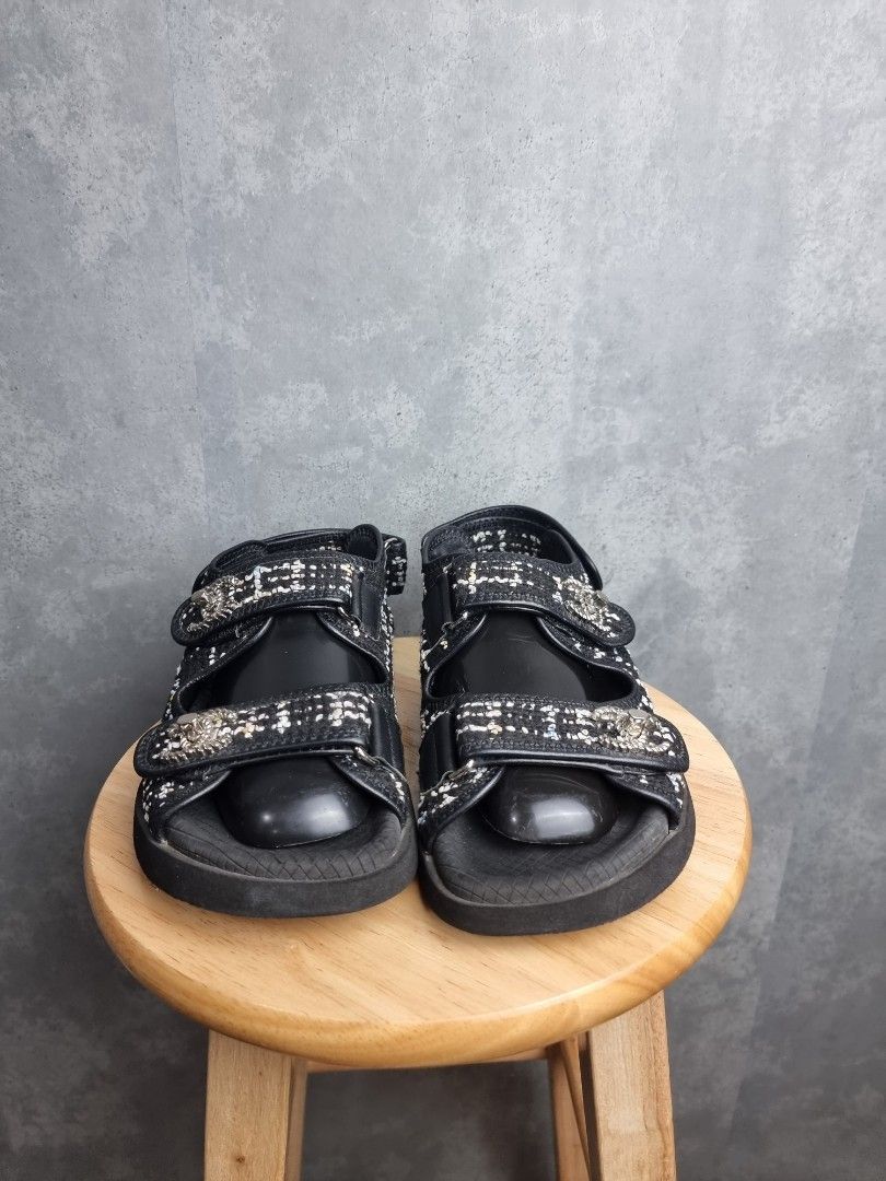 Chanel tweed sales sandals 2019
