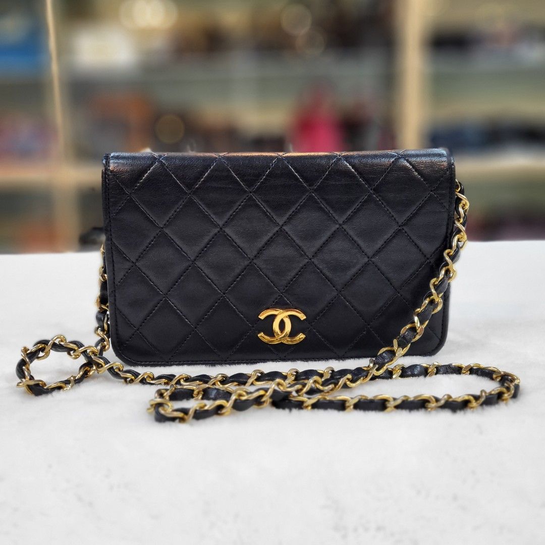 Chanel vintage single flap bag deals