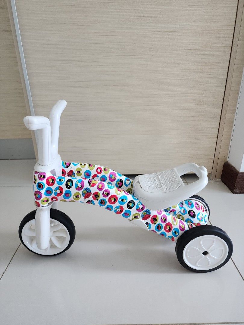 how to raise seat on chillafish balance bike
