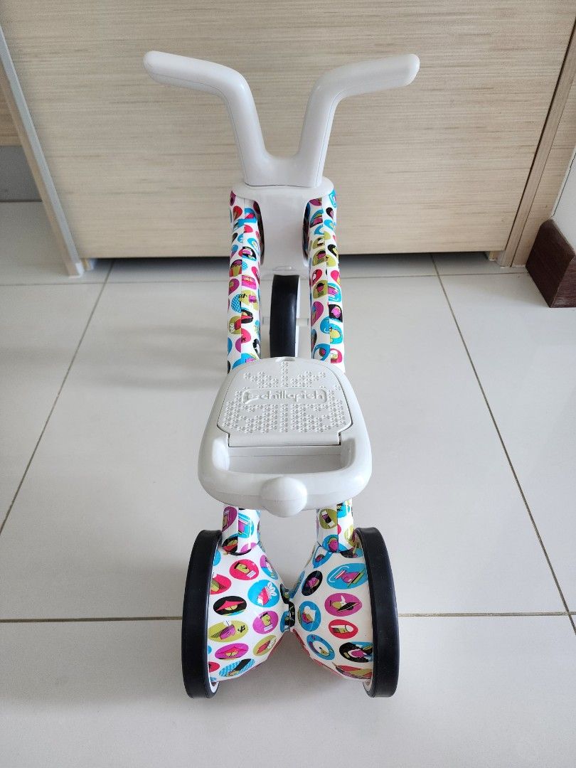 how to raise the seat on a chillafish balance bike