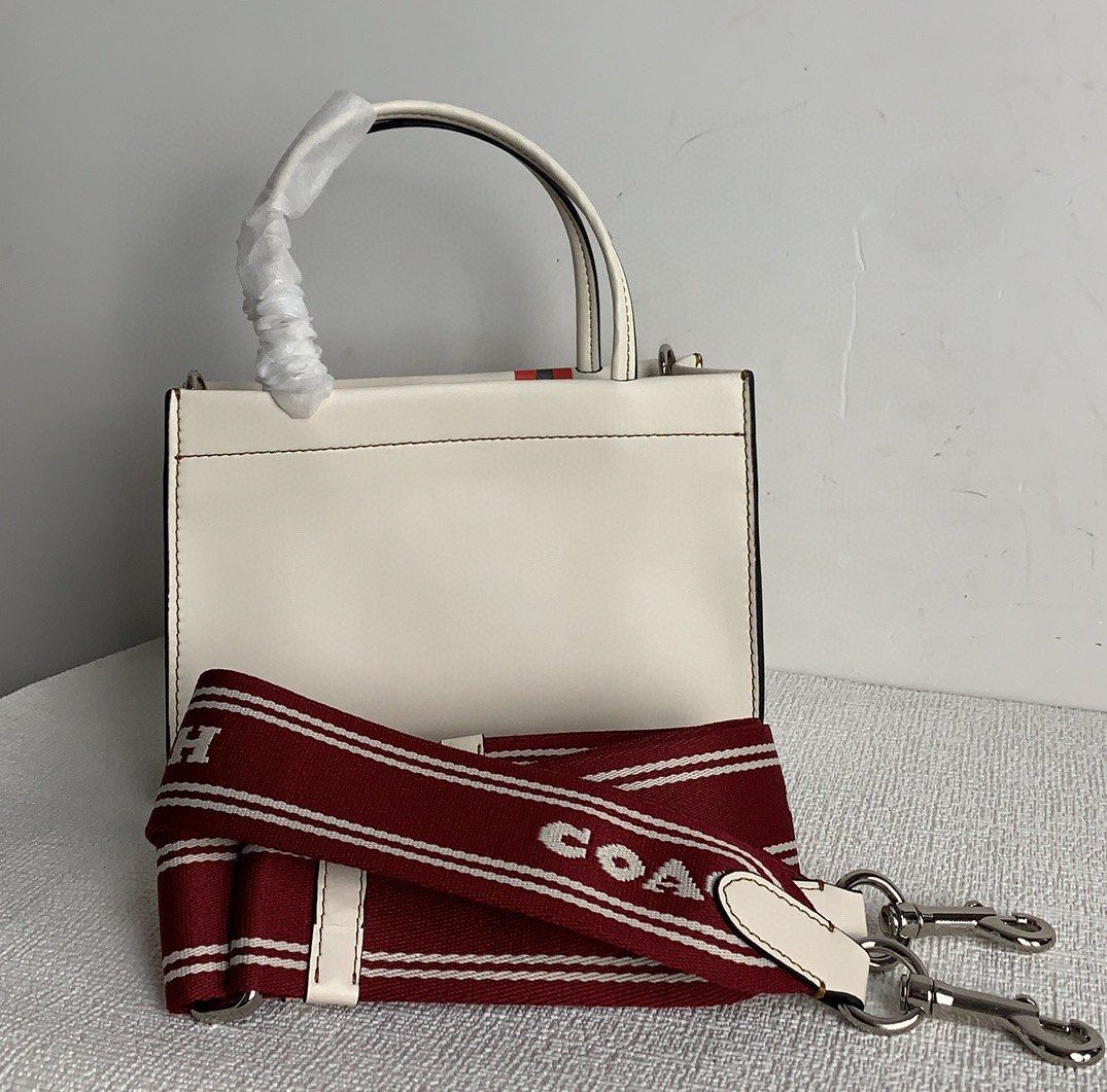 COACH CG276 Coach X Big White Rabbit Ladies CASHIN CARRY, Women's ...