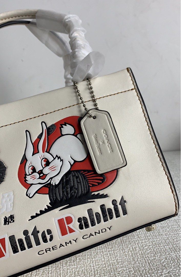 COACH CG276 Coach X Big White Rabbit Ladies CASHIN CARRY, Women's ...