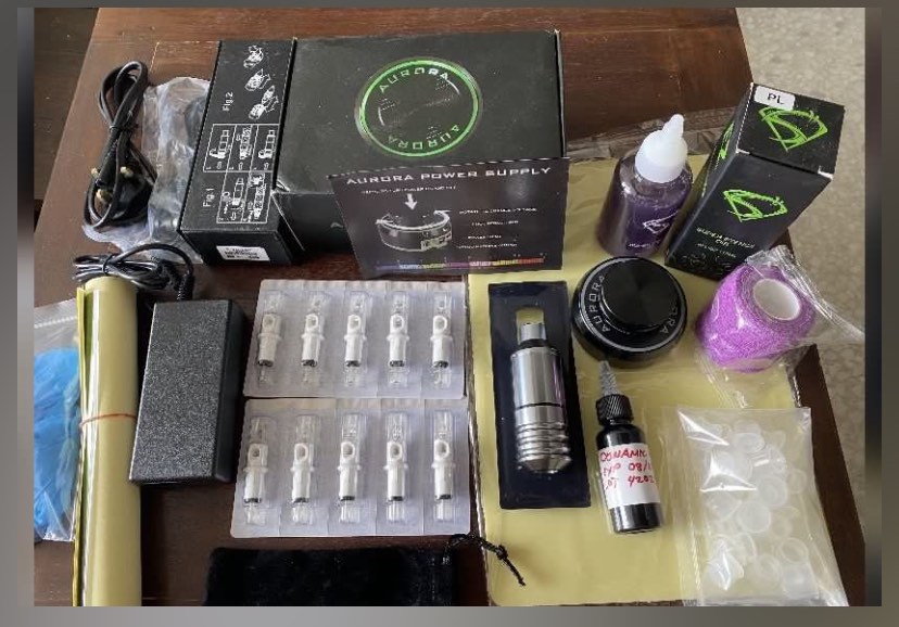 Complete Tattoo kit, Hobbies & Toys, Stationery & Craft, Craft Supplies