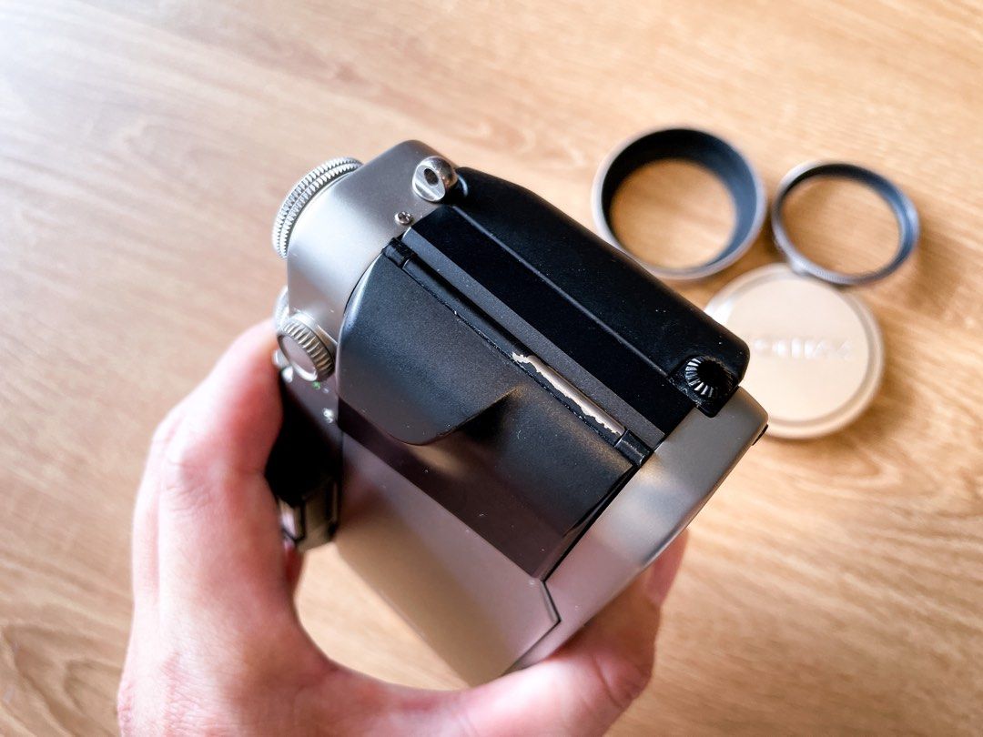 Contax G2 + Zeiss 45mm f2 high end auto focus film camera 