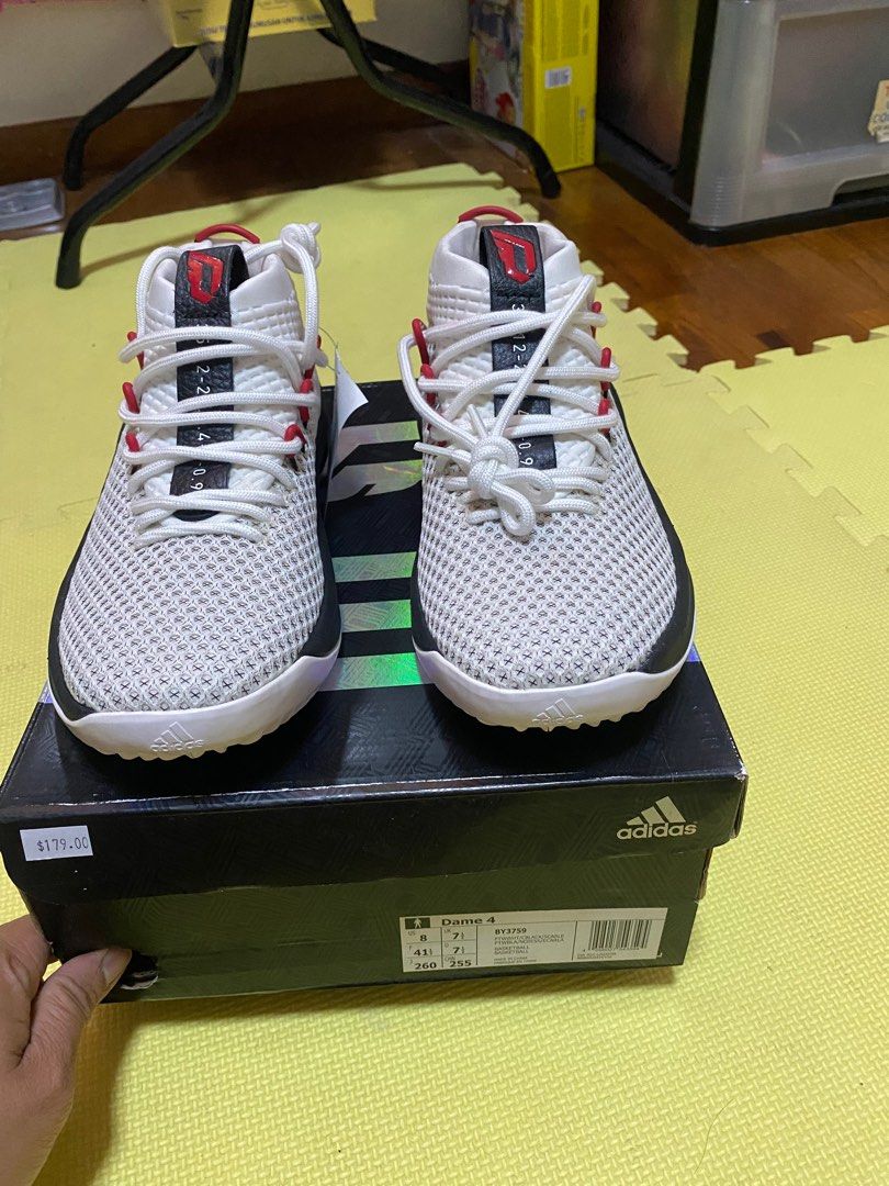 Dame 4 men top