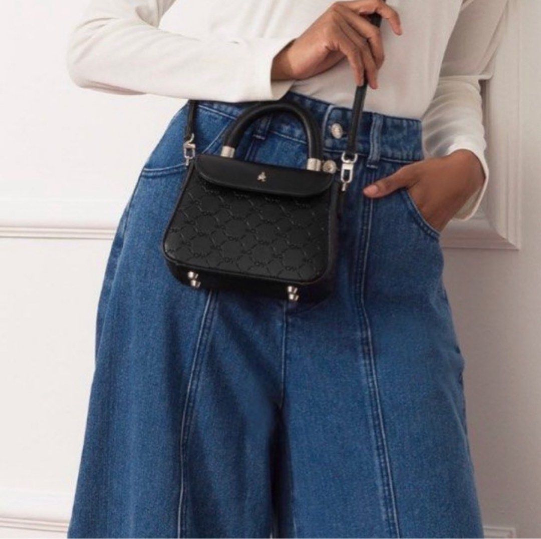 HUNTING Diyana Micro Bag Duck in Cosmic HUNTING, Women's Fashion, Bags
