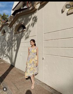 (Category: ) located in . Submitted by flora.closet (Listing ID 1211850429, Image 1). Description: .