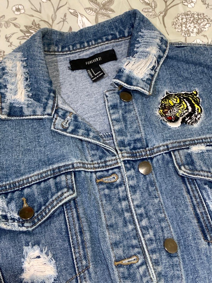 Forever 21 sales ripped jean jacket