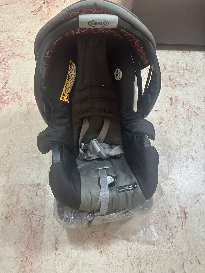 Graco baby car seat Babies Kids Going Out Car Seats on Carousell