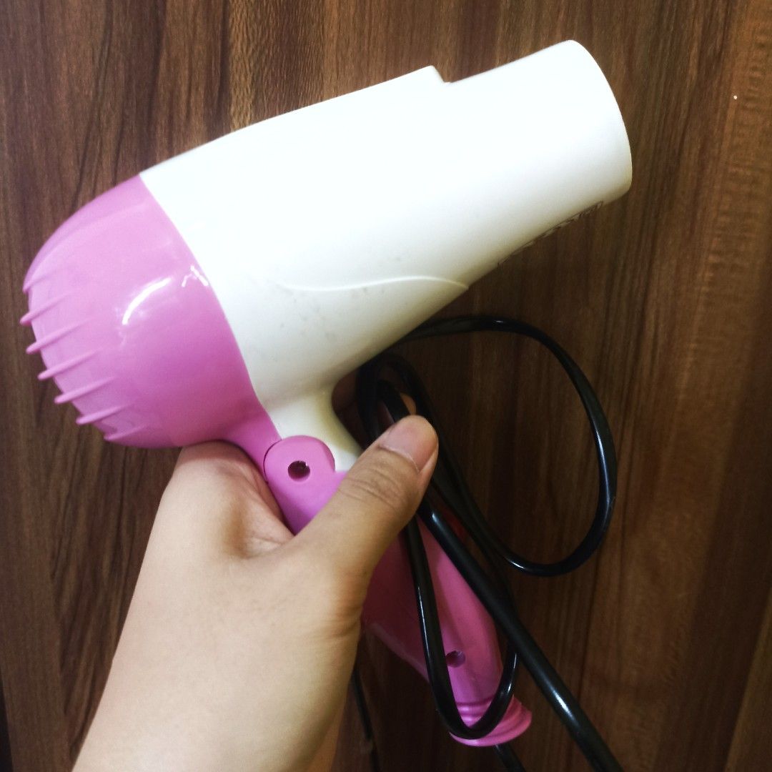 Hair Dryer Hairdryer Pengering Rambut, Kesehatan & Kecantikan, Perawatan  Rambut di Carousell