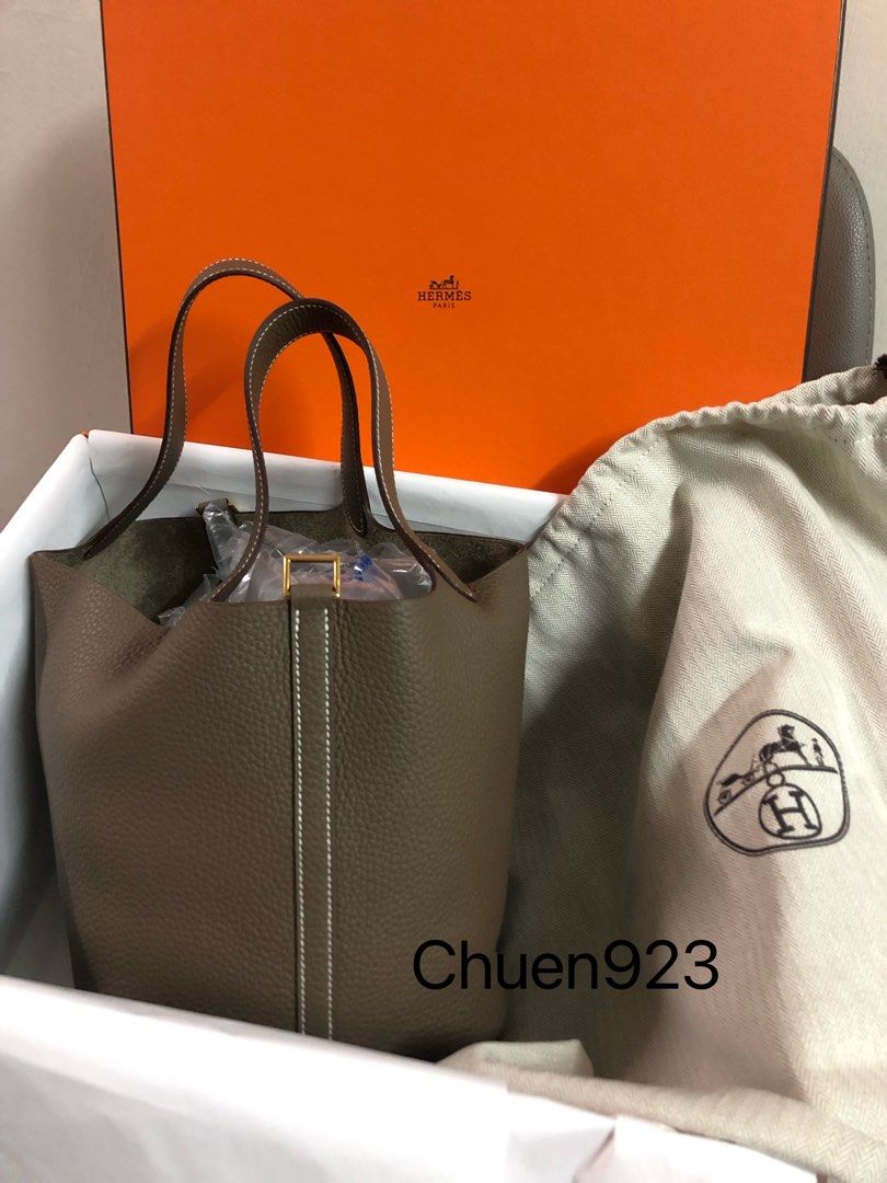 2022 hermes picotin 22. Come with full set and reciept.