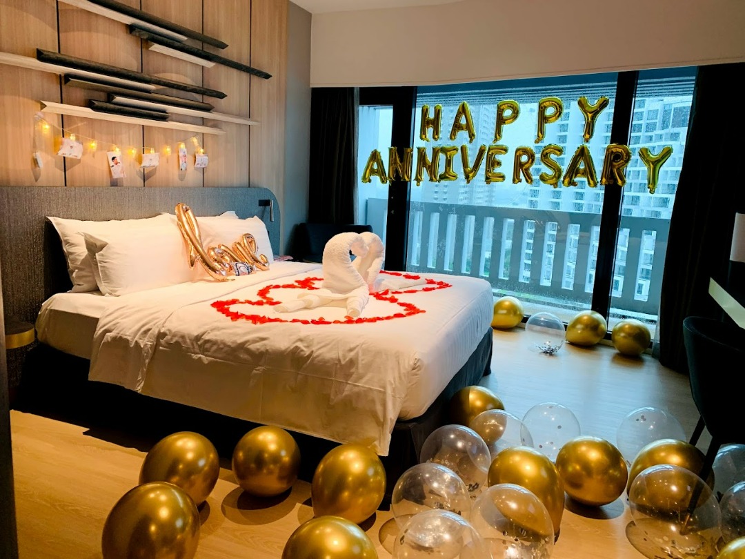 Hotel anniversary set up, special event moments, Set up with decorations, hotel room decorations