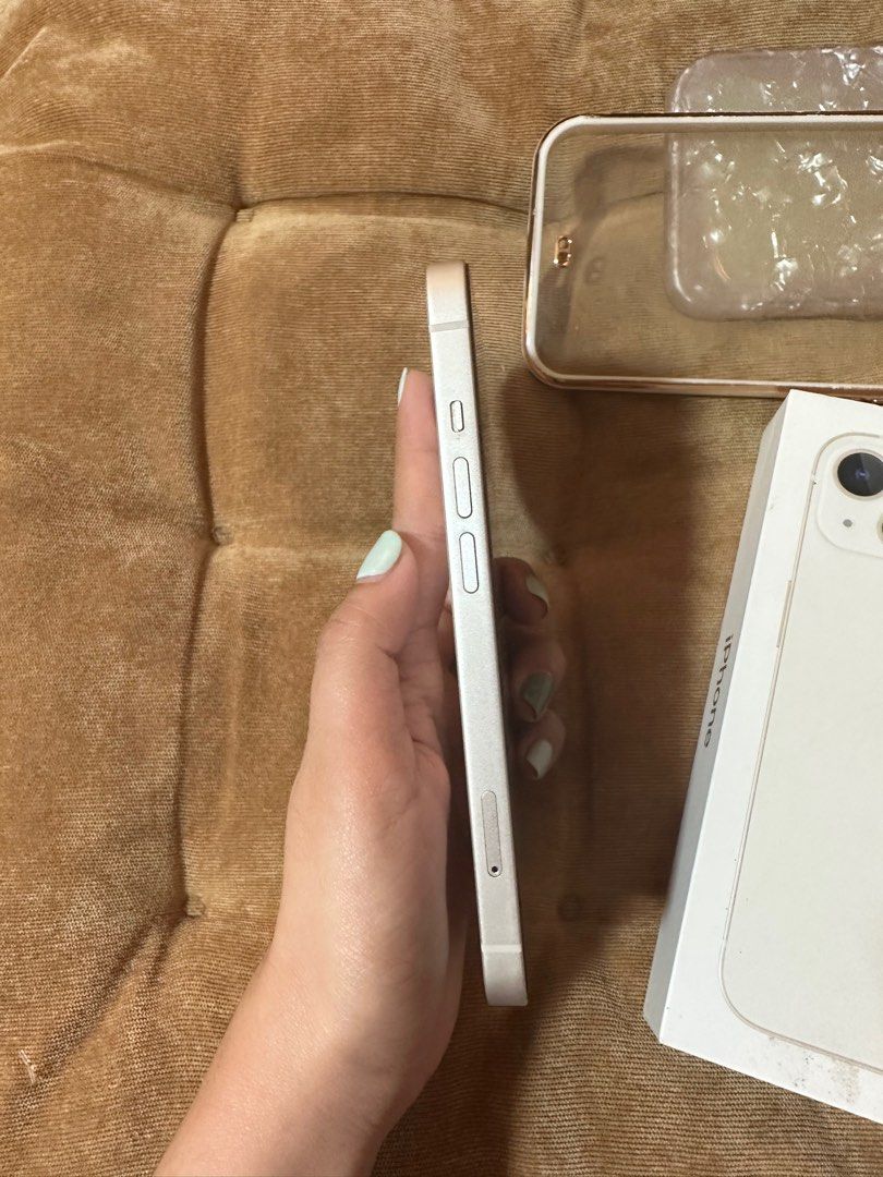 IPHONE 13 128gb STARLIGHT (white) lady owned complete with box, Mobile ...
