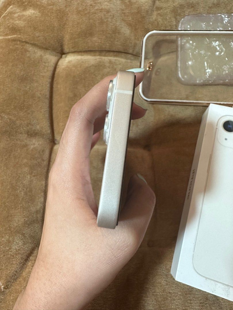 IPHONE 13 128gb STARLIGHT (white) lady owned complete with box, Mobile ...
