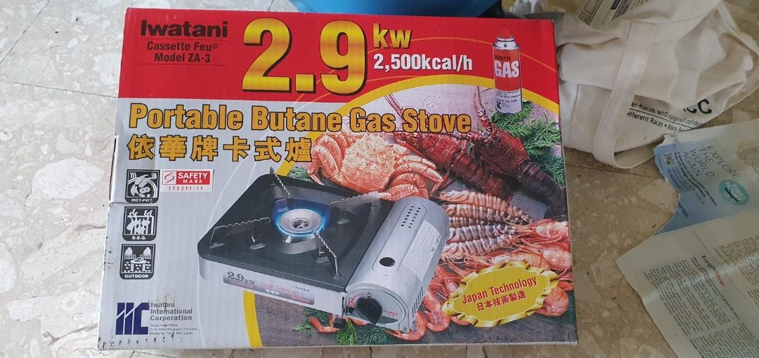 iwatani portable gas stove, Furniture & Home Living, Kitchenware