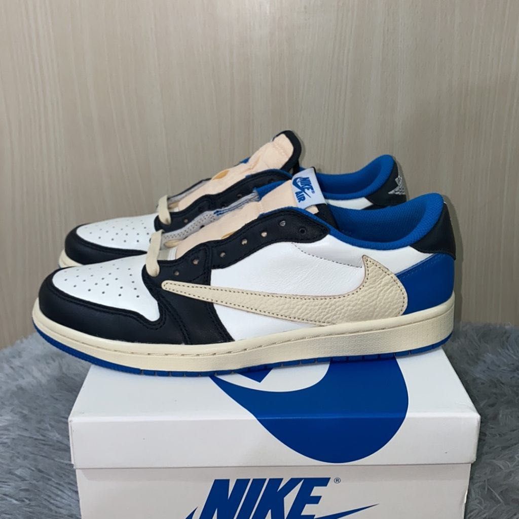 j1 low travis