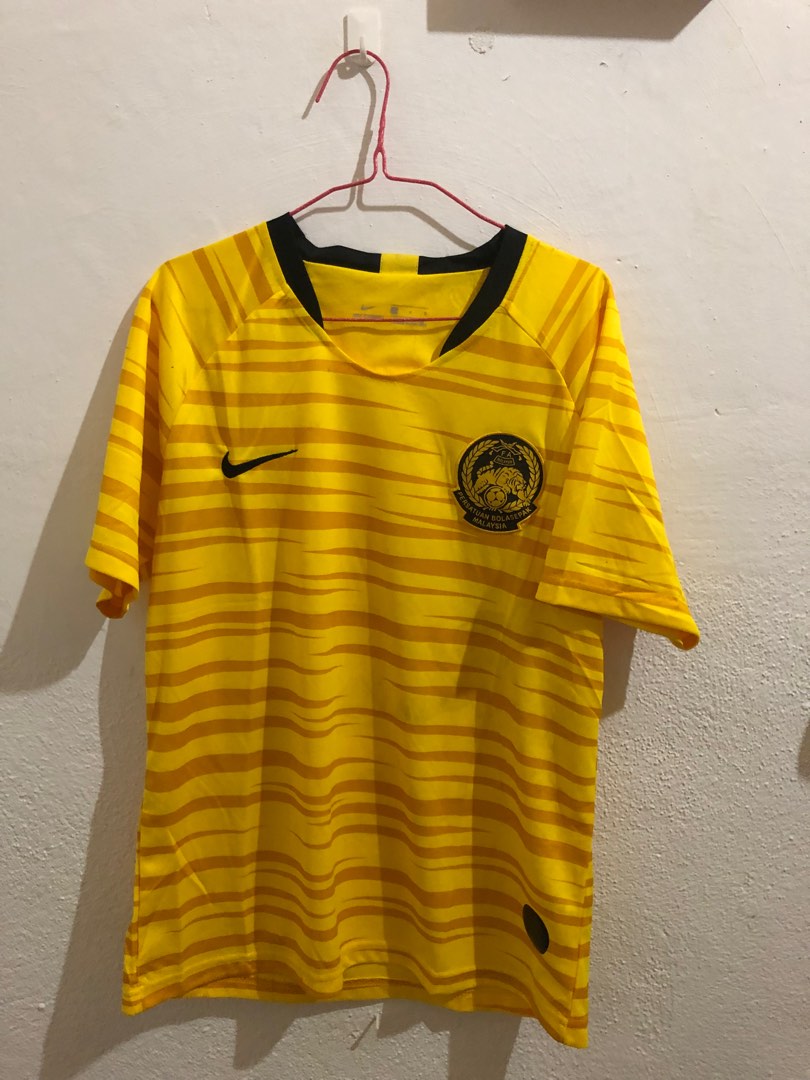 Jersey malaysia 2022, Men's Fashion, Activewear on Carousell