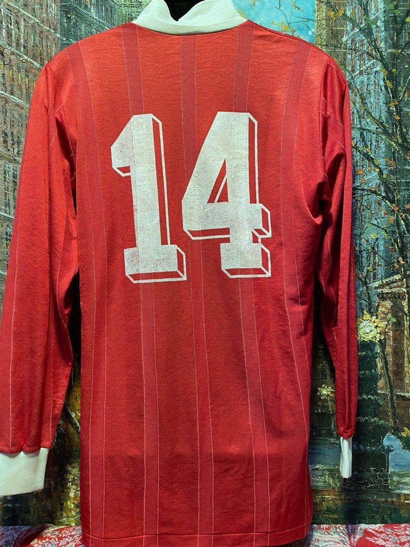 MAILLOTS DE FOOTBALL ANNÉES 90 - LONG LIVE FOOTBALL MAILLOTS DE FOOTBALL ANNÉES 90 - LONG LIVE FOOTBALL