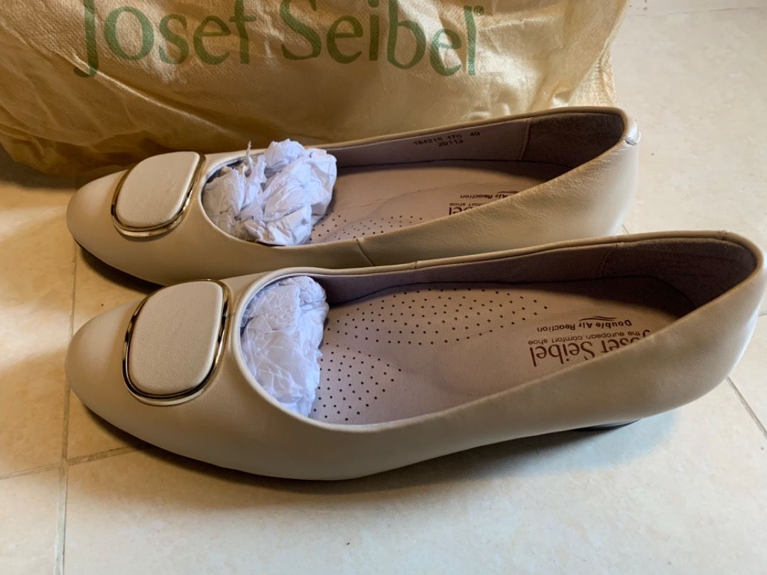 Josef seibel double air best sale reaction shoes