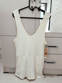 Jp broken white