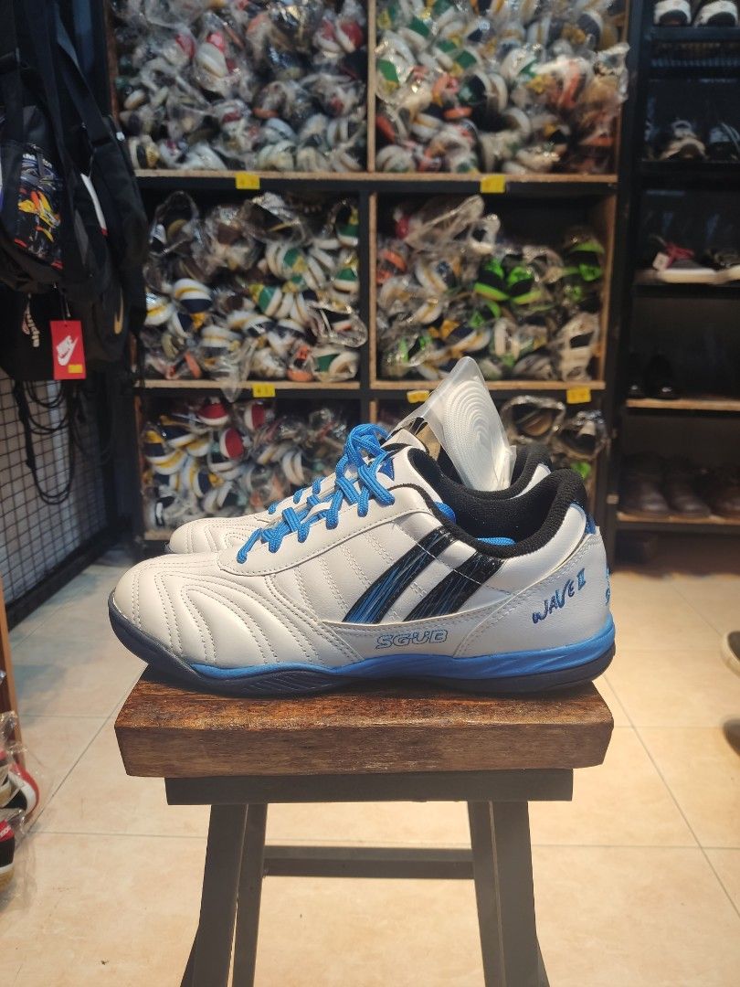 Kasut futsal pan store