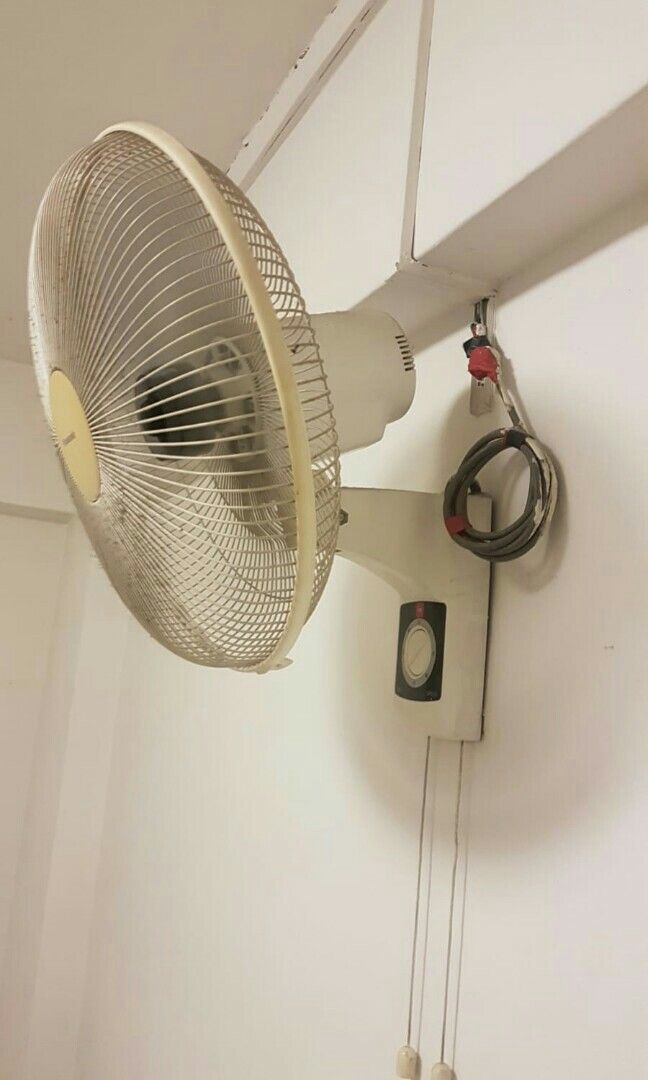 KDK Wall Fan 30 . powerful. yishun. self collect today or tmr only