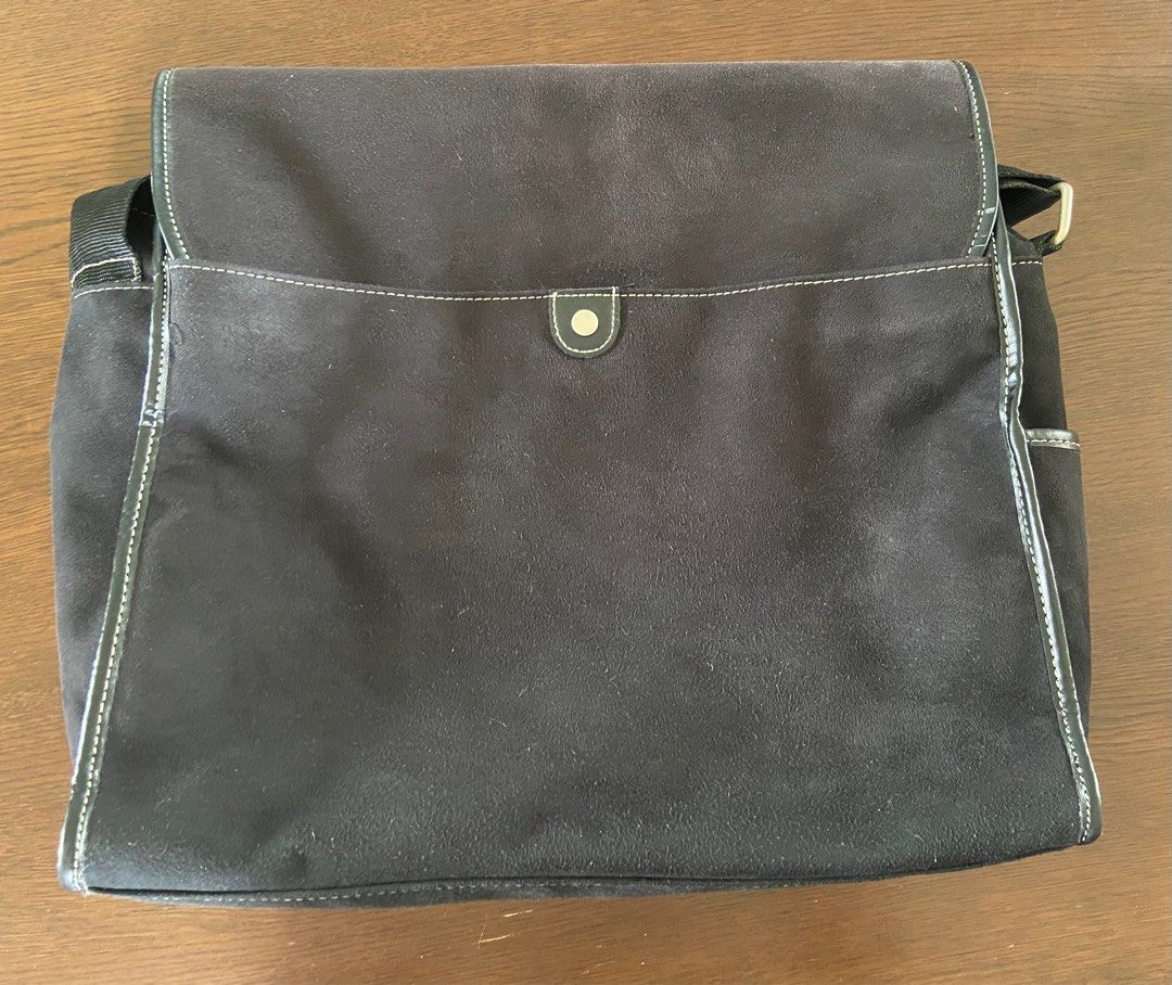 Cole messenger bag, Men's Fashion, Bags, Sling Bags on Carousell