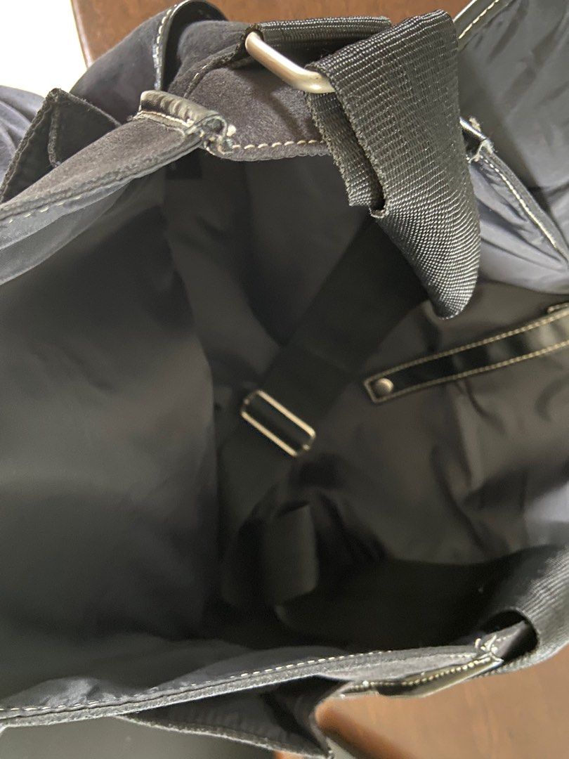 Cole messenger bag, Men's Fashion, Bags, Sling Bags on Carousell