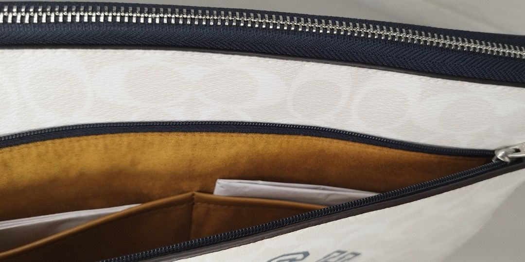  Coach Laptop Sleeve in Signature Canvas with Coach Varsity :  Electronics