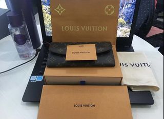 Louis Vuitton unboxing Brand New 2017 Emilie Wallet Monogram