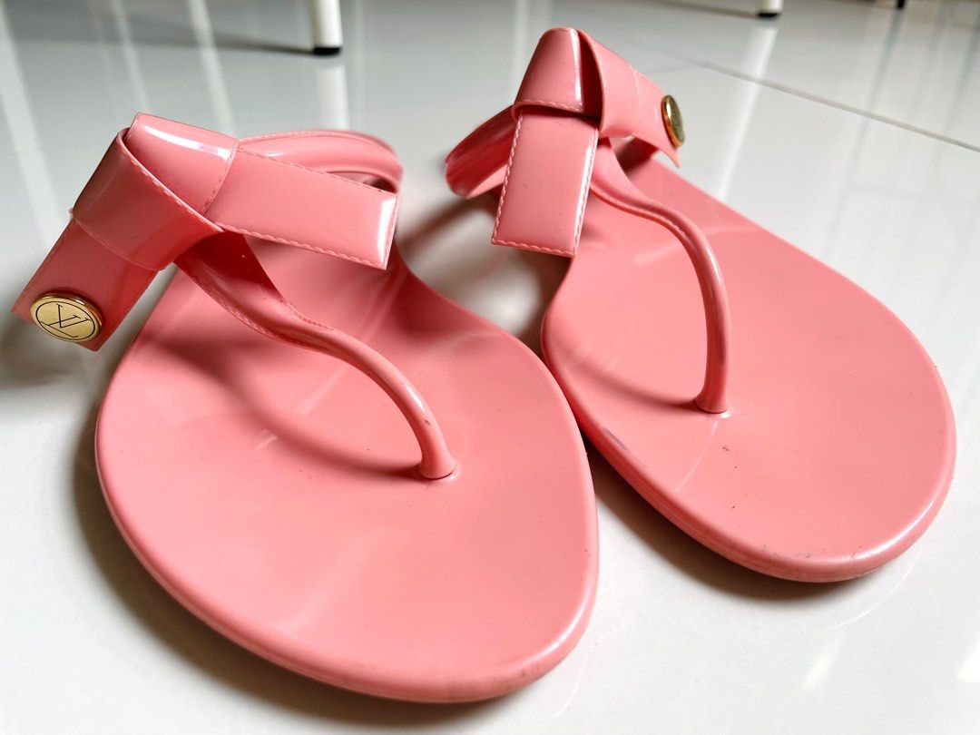 Louis Vuitton Pink Jelly Rubber SeaStar Thong Sandals Flats Beach Wear sz  39 ref.275035 - Joli Closet