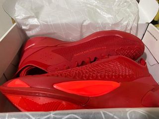（分類：）位於 。 由 sneakerzzzz 提交（商品編號 1211720726，圖片 1）。簡介： 。