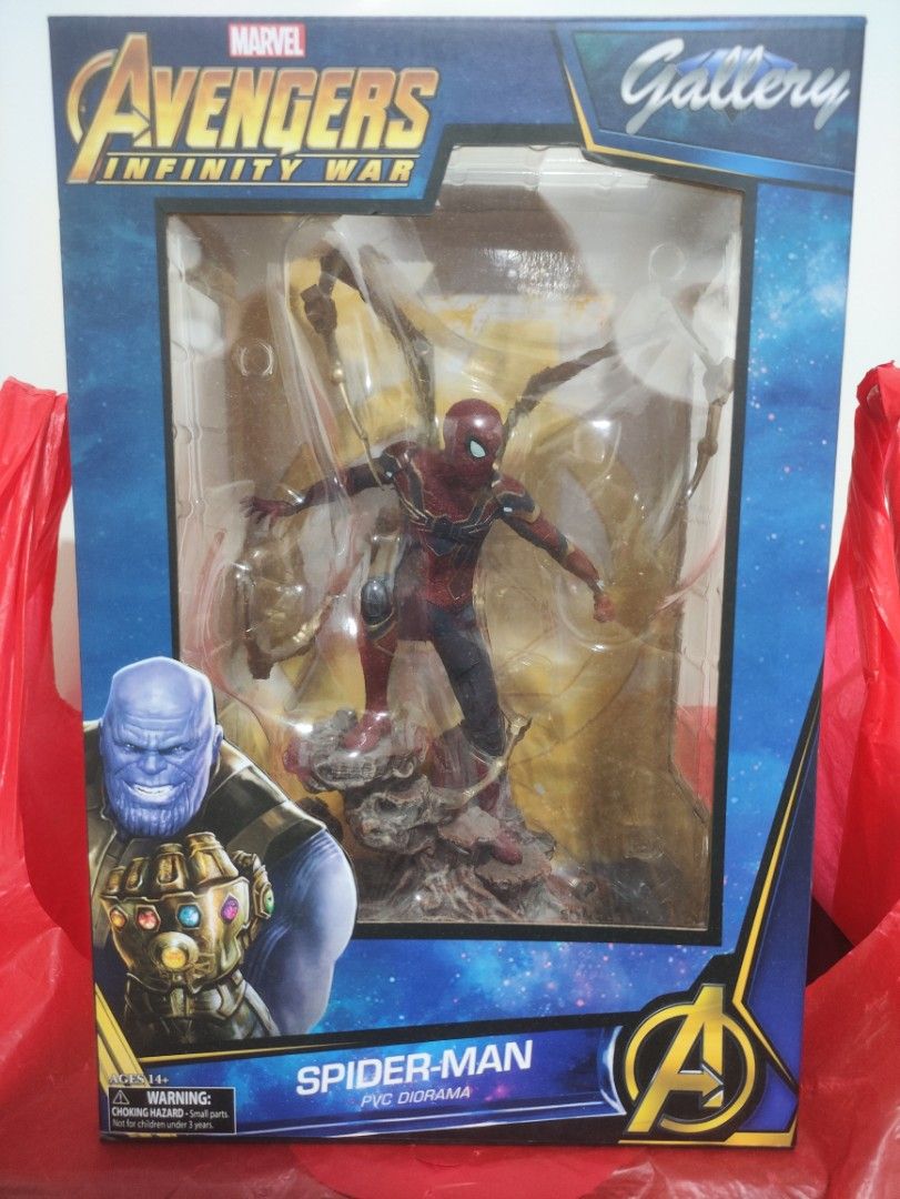 Diamond select iron top man infinity war