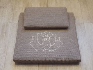 Meditation mat / cushion