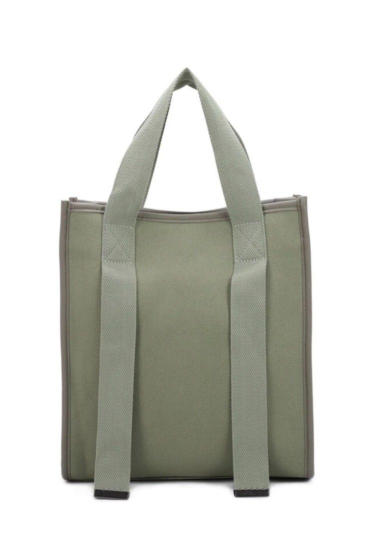 Milliot & Co. Tote Bag (Category: Tote Bags) located in Manila. Submitted by ramp07 (Listing ID 1211839206, Image 1). Description: made with thick canvas. quality and decent hand tote bag..