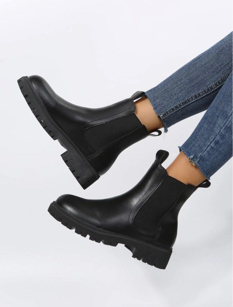 non slip chelsea boots