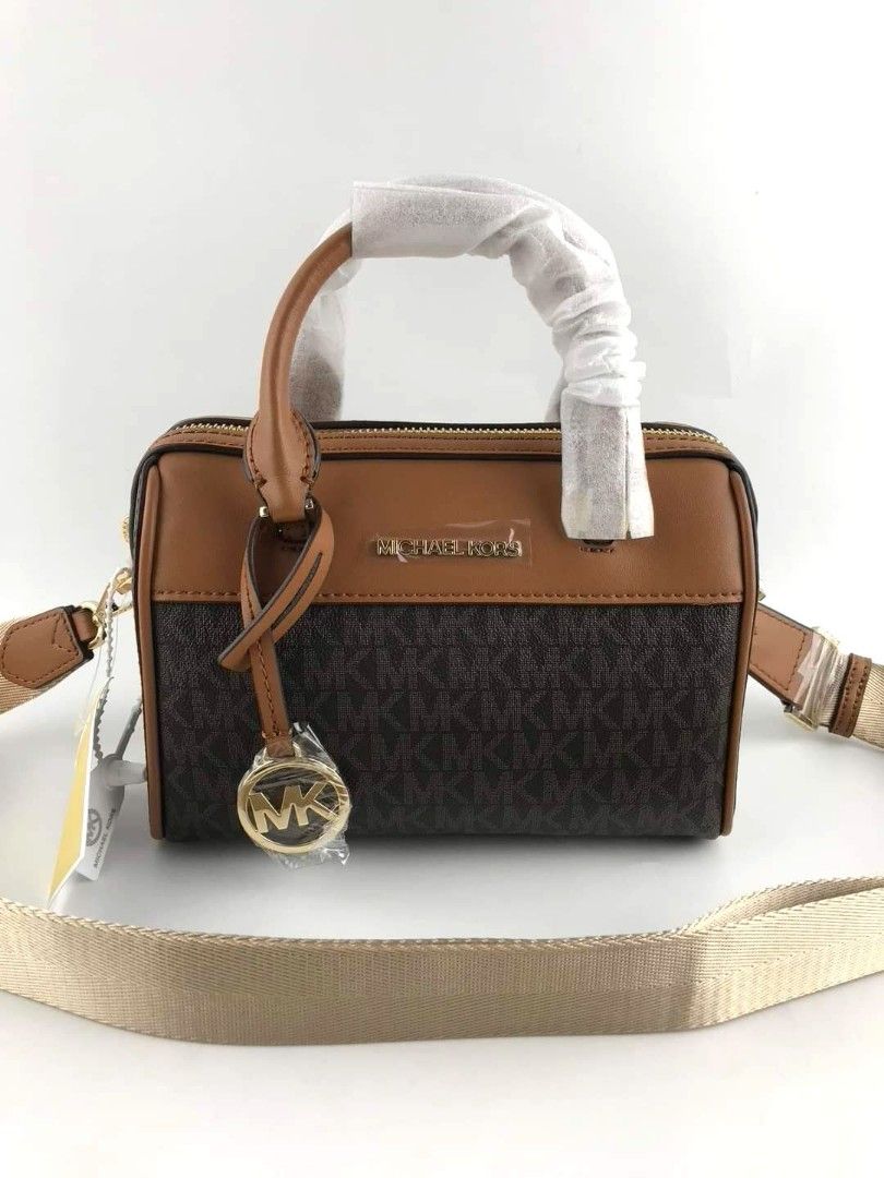 mk-duffle-bag-women-s-fashion-bags-wallets-cross-body-bags-on
