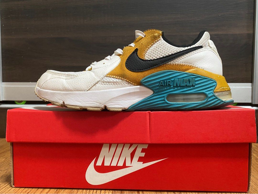 Nike Air Max Excee Yellow