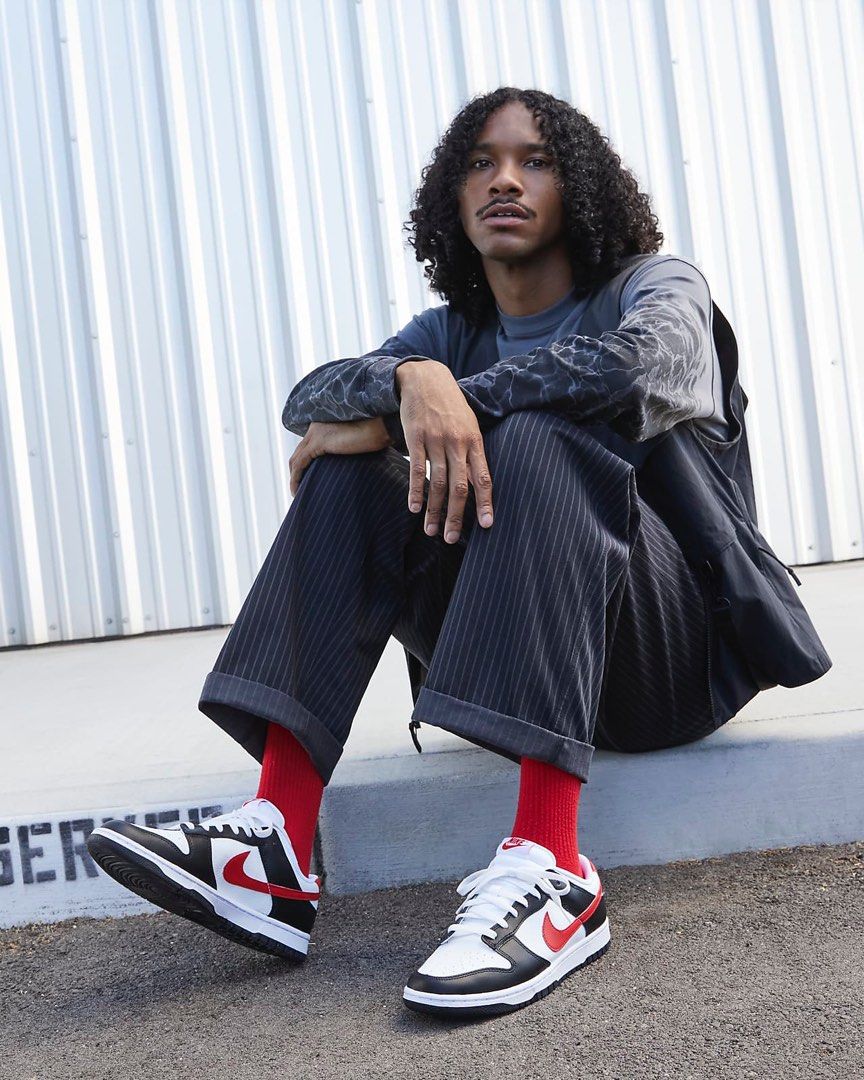 low dunk red and black