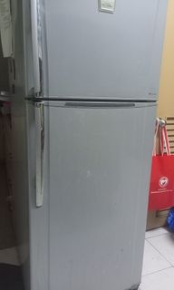(Category: ) located in . Submitted by moi49 (Listing ID 1211737065, Image 1). Description: .
