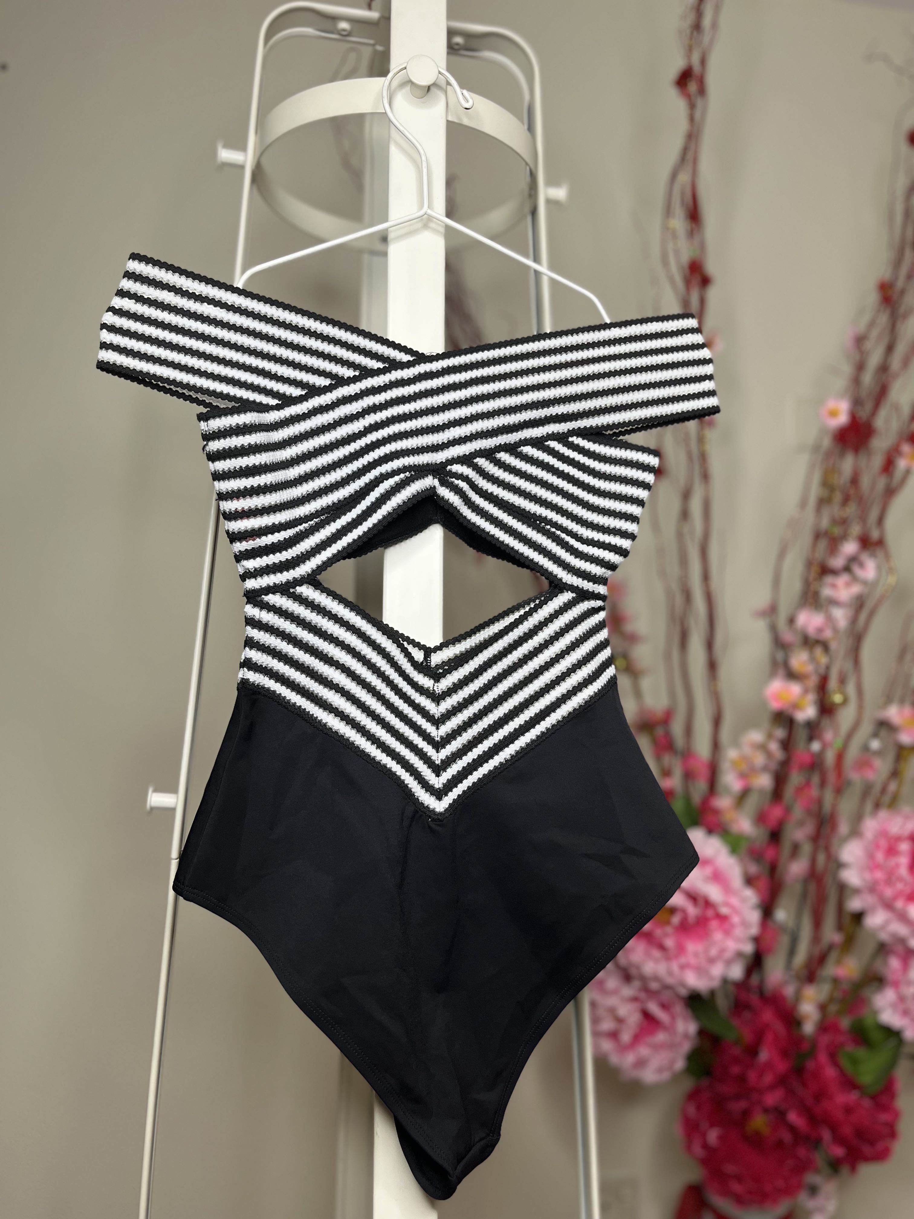 RIVER ISLAND SWIMWEAR, Women's Fashion, Swimwear, Bikinis & Swimsuits