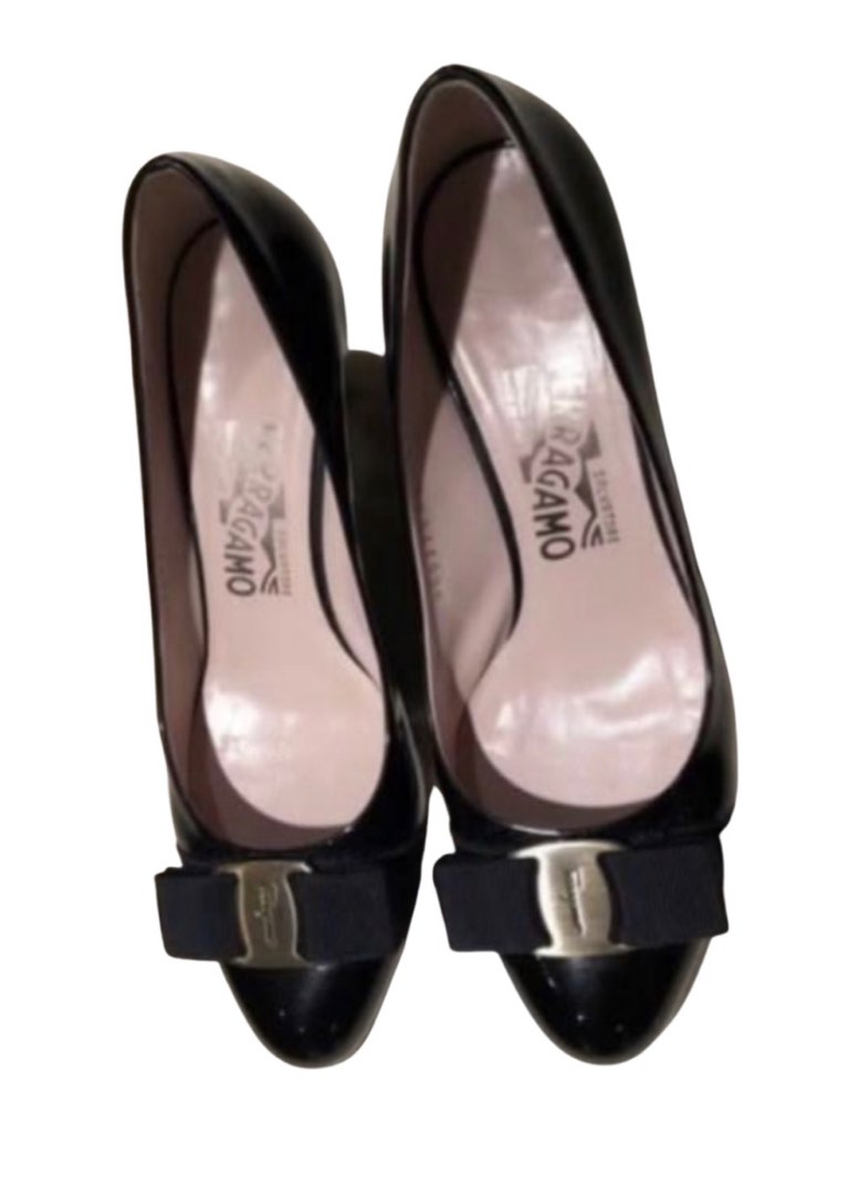 ferragamo carla